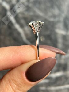 1,50 karat mozanit taşlı tektaş yüzük mzn109