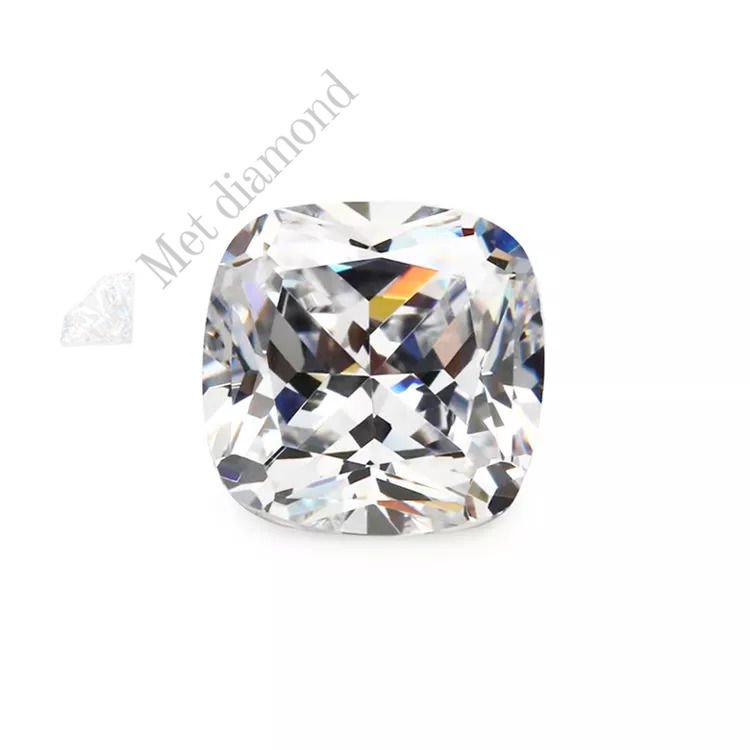 1 karat yastık kesim mozanit taş (cursion)