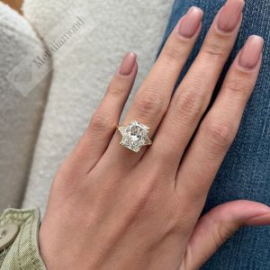 11 Karat mozanit taşlı yüzük bgt86