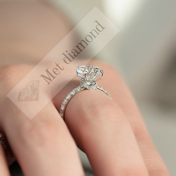 2 karat mozanit taşlı tektaş yüzük mzn688