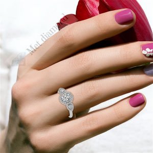 2 karat mozanit taşlı  yüzük tria-uc016