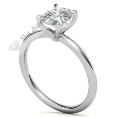 2 karat mozanit taşlı  yüzük oval kesim