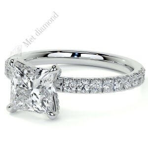 2.50 karat mozanit taşlı  yüzük prenses kesim prs011