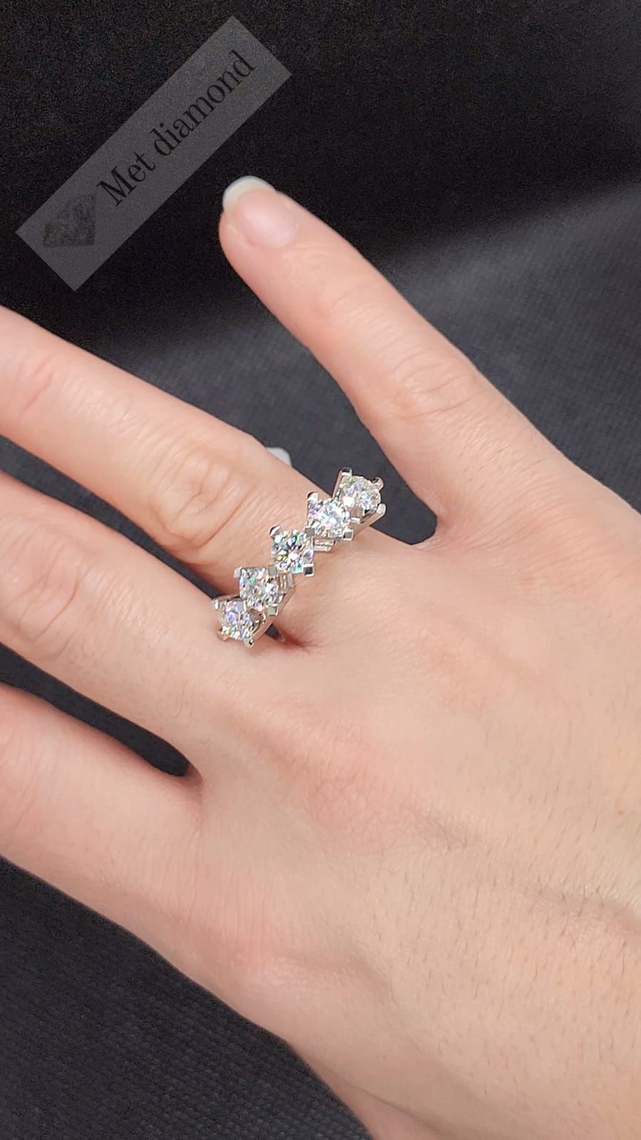 2,50 karat 5 taş mozanit taşlı yüzük