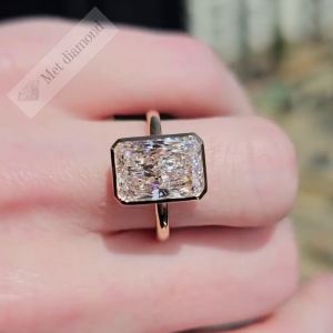 5 karat raidant kesim mozanit taşlı yüzük bgt323