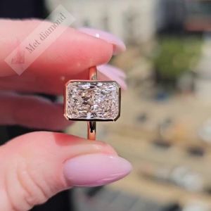 5 karat raidant kesim mozanit taşlı yüzük bgt323