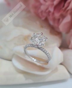 4 karat mozanit taşlı tektaş yüzük mzn691