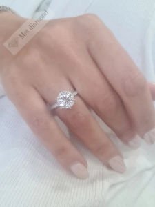 4 karat mozanit taşlı tektaş yüzük mzn691