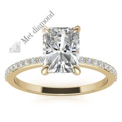 2,30 karat mozanit taşlı yüzük baget kesim