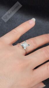 1 karat mozanit taşlı  yüzük V tırnak