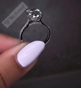 4.50 karat oval  mozanit taşlı yüzük - ov080