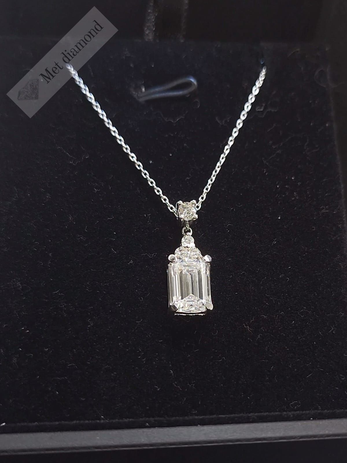 2 karat mozanit taşlı baget kolye  - kol015