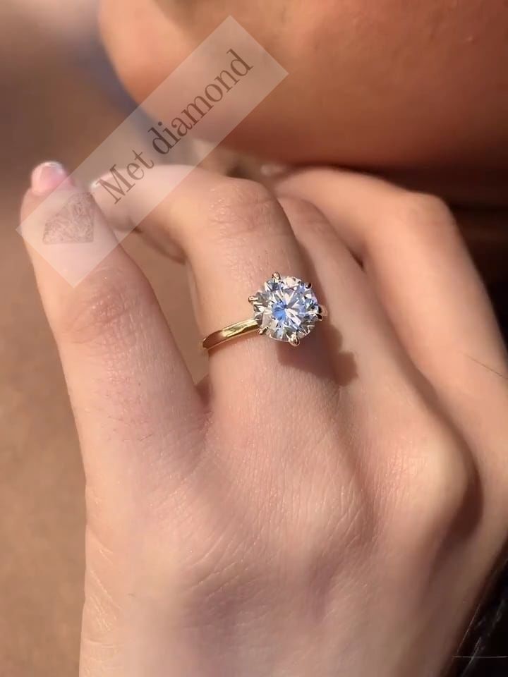 4 karat mozanit taşlı tektaş yüzük mzn108