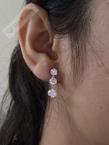 3,20  karat  mozanit taşlı küpe-kup320