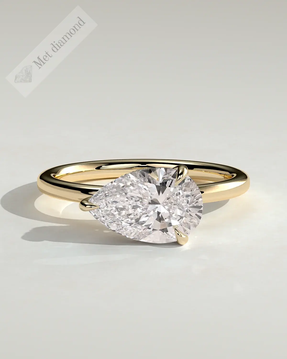 MET 0365 damla kesim East-West tektaş yüzük, 2 ct, sarı altın, önden görünüm